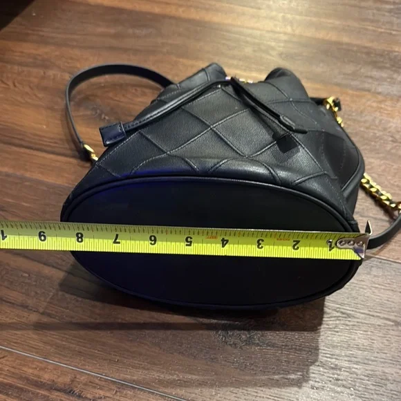 Tory Burch Pre Owned Black Fleming Soft Leather Bucket Bag with short/long strap - Picture 11 of 14